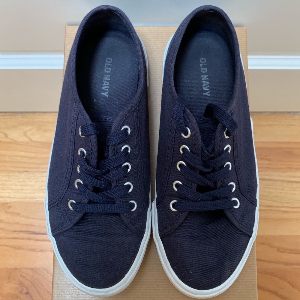 Old Navy Sneakers